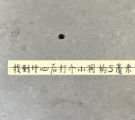 甘井子瓷砖空鼓维修公司专业解答在瓷砖铺贴过程中，如果砂料搅拌不均匀，将会带来以下问题